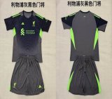 2025-2026 Liverpool club black goalkeeper soccer jerseys