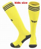 2025-2026 Riyadh victory club yellow kid soccer socks home