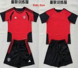 2026-2027 Manchester United red black kids soccer Training suit