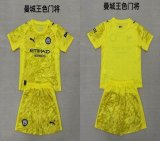 2025-2026 Manchester City club yellow kid goalkeeper soccer jerseys