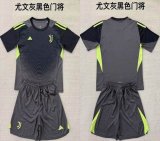 2025 -2026 Juventus club black goalkeeper soccer jerseys