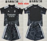 2026-2027 Real Madrid club black kids goalkeeper soccer jerseys